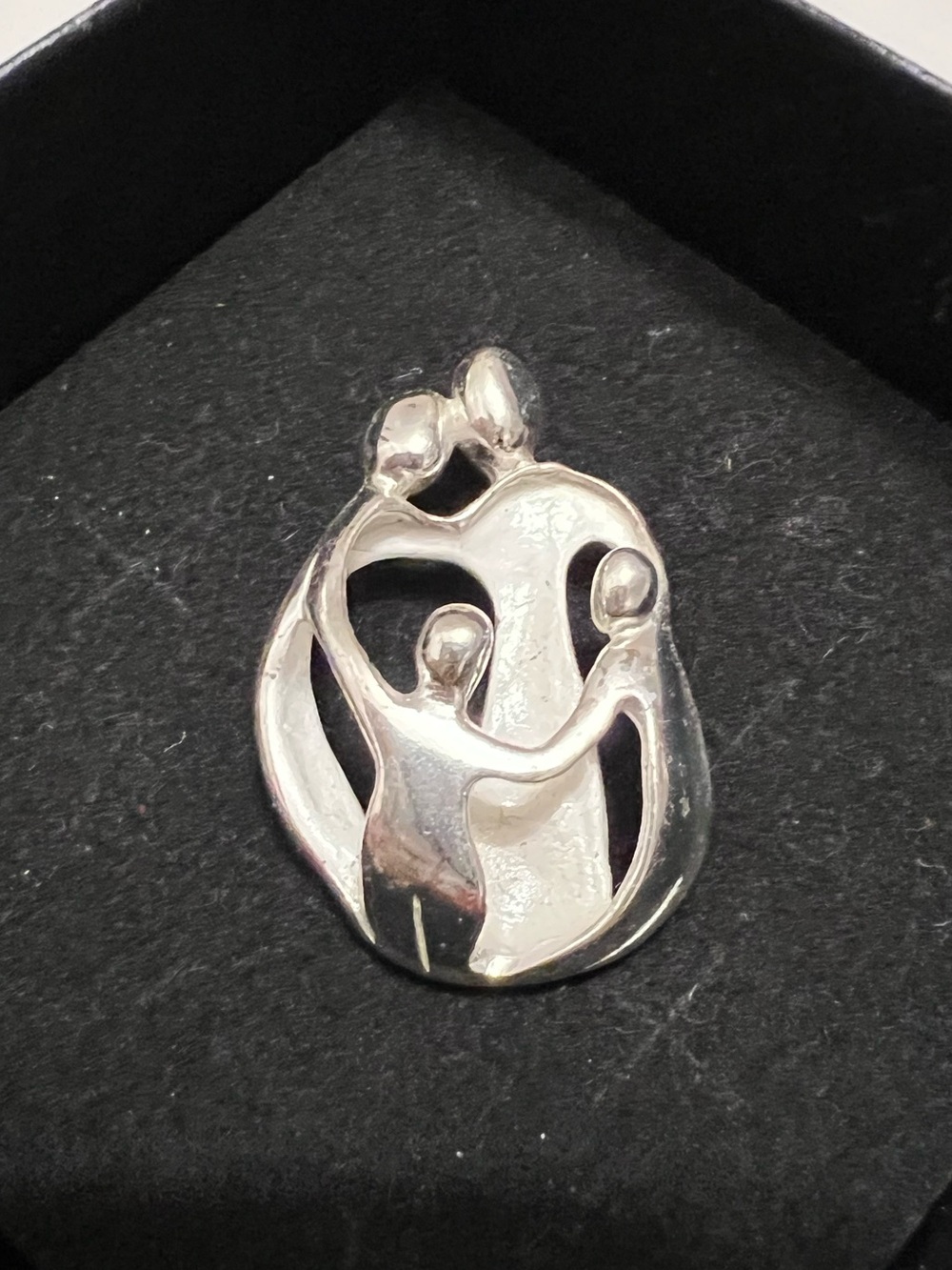 Sterling Silver Carolyn Pollack Family Embrace Pendant
